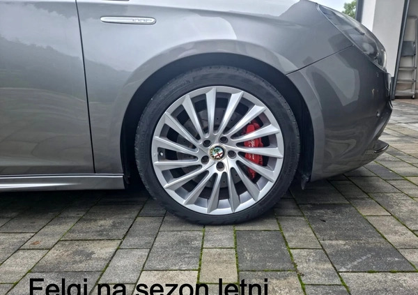 Alfa Romeo Giulietta cena 55555 przebieg: 193000, rok produkcji 2011 z Węgliniec małe 497